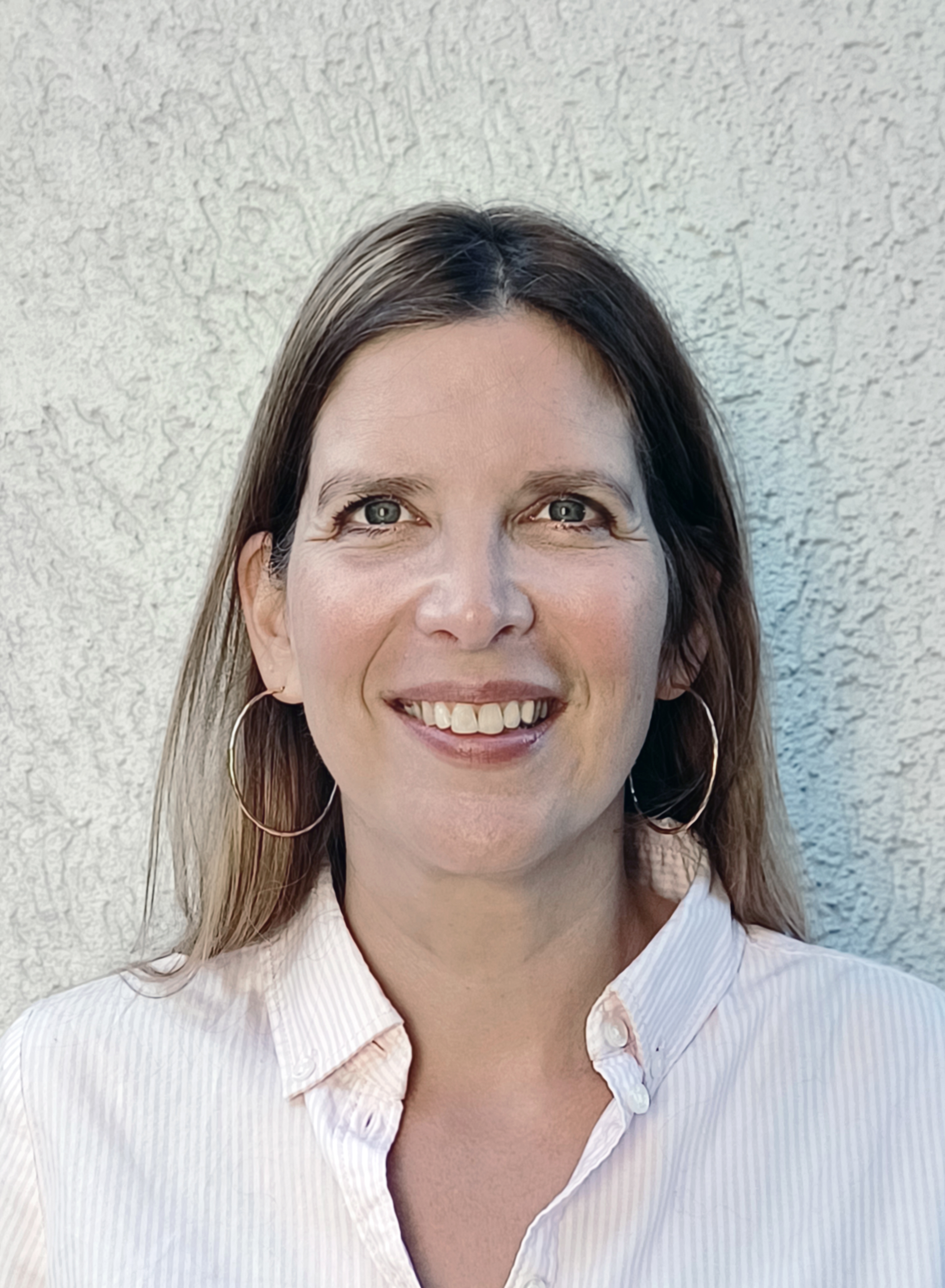 Porträt von Patricia Schubert, die am VIDETO-Projekt für demokratisches Engagement und Vielfalt im Goldenen Grund beteiligt ist.